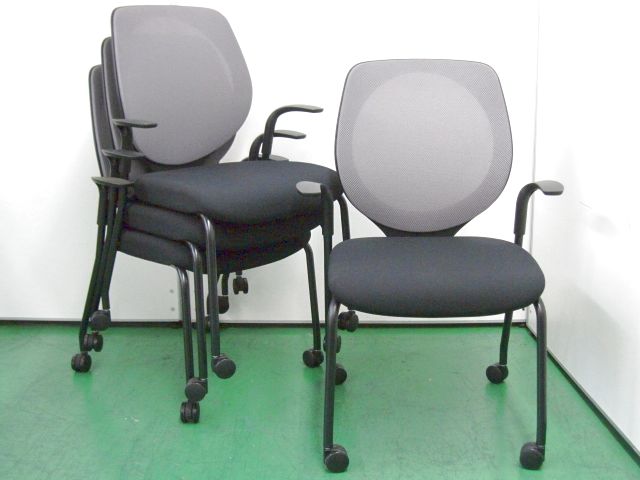 【纏め買いでお安く！】社内、社外用の会議室へ、どんなお部屋でもご使用いただけます！【状態良好】
                        
                                    中古
            