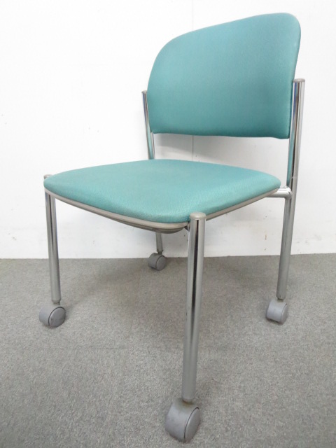 ■オカムラ　スタッキングチェア　■キャスター付　グリーン　■会議・商談・打合せ用におすすめ！【岡村製作所】
                        ミーティングチェア　会議用イス　打合せ用椅子
                                    中古
            