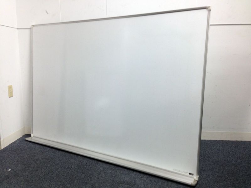 【1枚限定】ホーロー仕上げで書き心地スムーズできれいに消えます！！
                        
                                    中古
            