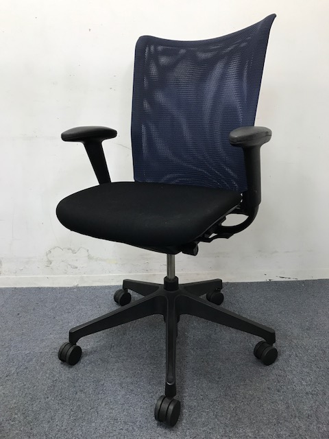 【6月末出荷までの限定価格】【在庫入替の為さらにお安く！】プラオαチェア｜固定肘付き｜メッシュ地でオフィス業務を快適に！
                        プラオα
                                    中古
            