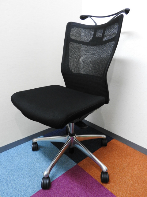 オカムラ製フィーゴチェアのメッシュタイプ【メッシュチェア】※専門業者によるクリーニング済み【RP】
                        フィーゴ
                                    中古
            