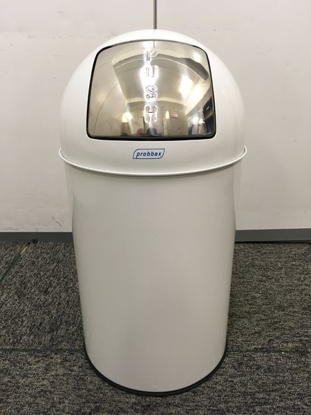 【限定1台】オシャレなゴミ箱でオフィスを華やかで清潔に！
                        
                                    中古
            