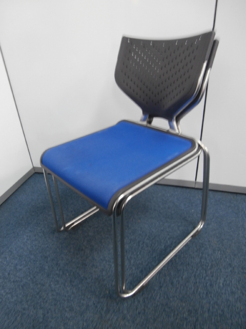 【おつとめ品！！２脚セット！！】ブルー鮮やか！！
                        
                                    中古
            