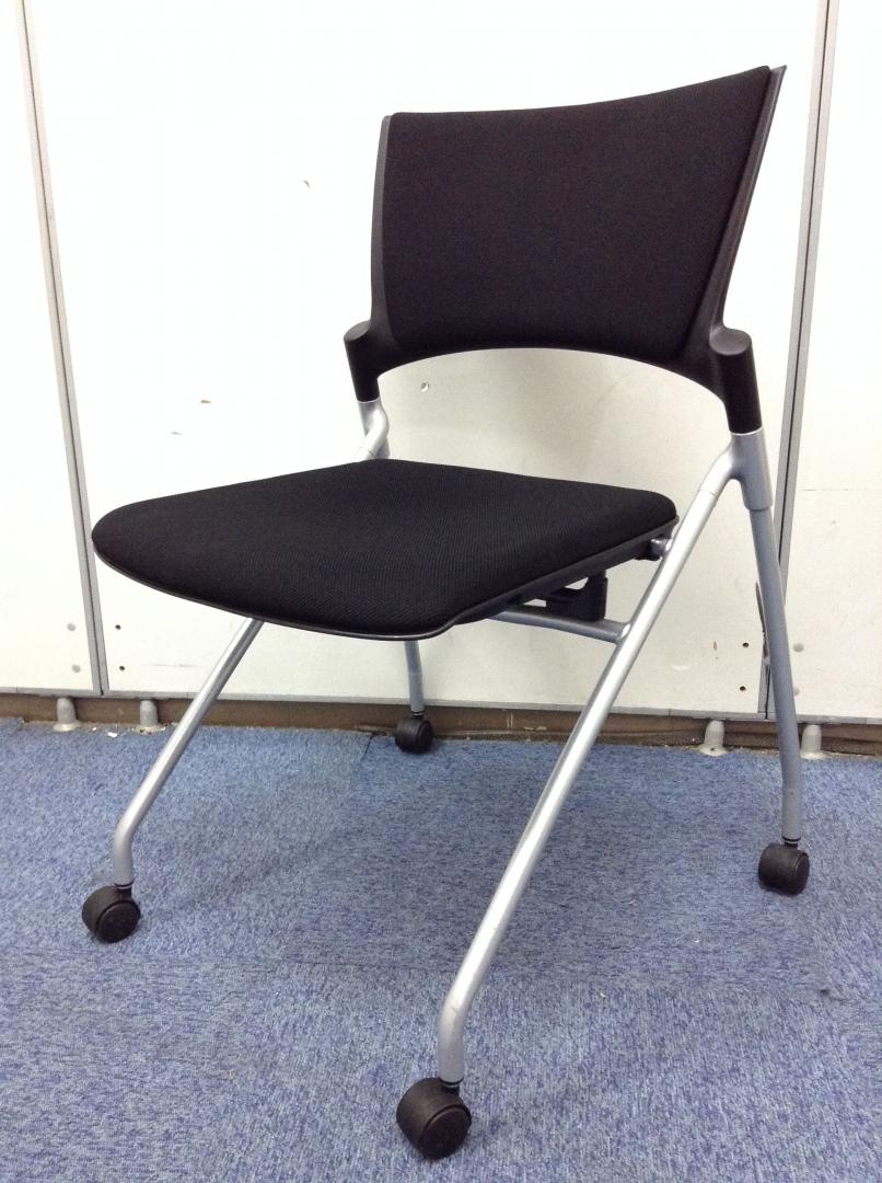 【キャスター付・横重ね可能！】人気の現行高級ネスティングチェア入荷しました！
                        マノス
                                    中古
            