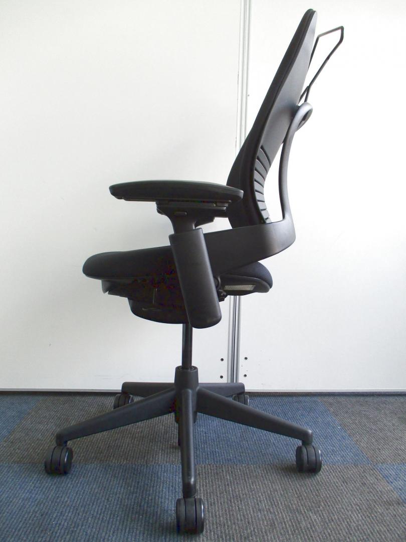 リープ Steelcase USモデル オフィスチェア デスクチェア K
