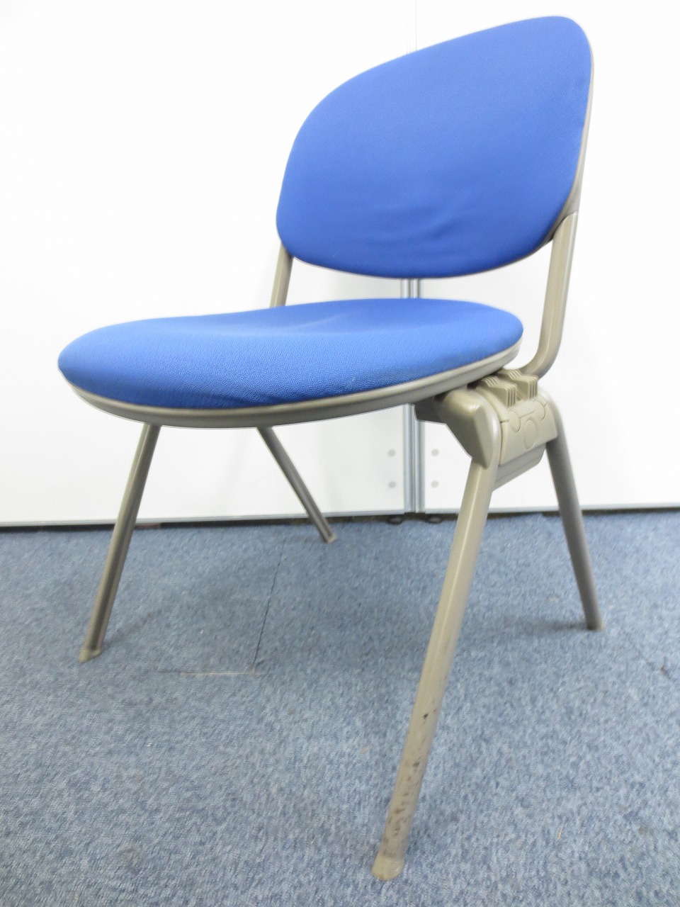 【残り1点の為、特価品！】【グッドデザイン賞受賞チェア】トーションライン！会議ミーティング用！
                        トーションライン
                                    中古
            