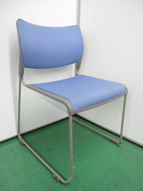 【状態良好！！】待望のオカムラ製のスタッキングチェアが入荷致しました！品質は抜群です！！
                        
                                    中古
            