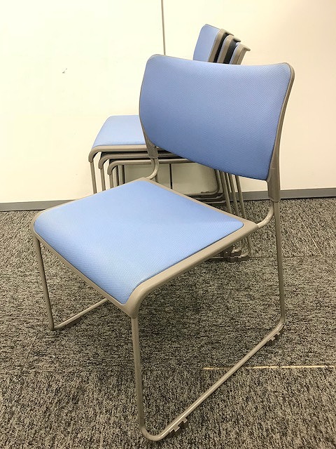 【4脚セット】オカムラ製スタッキングチェア　セットでお得！！
                        
                                    中古
            
