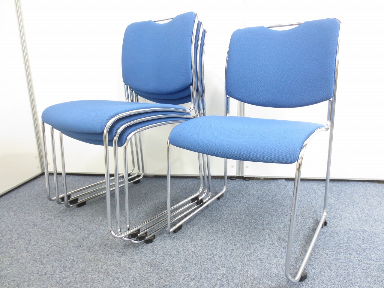 【10脚セット】軽量で持ち運びに便利！急遽必要な場合にも対応可能です！
                        
                                    中古
            