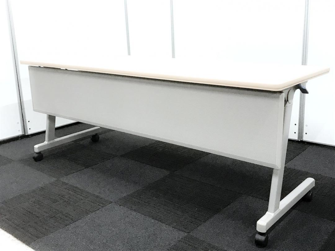 【残り1点の為、特価品！】木目調天板の折りたたんで収納！スタックテーブル入荷致しました！【G】
                        その他シリーズ
                                    中古
            