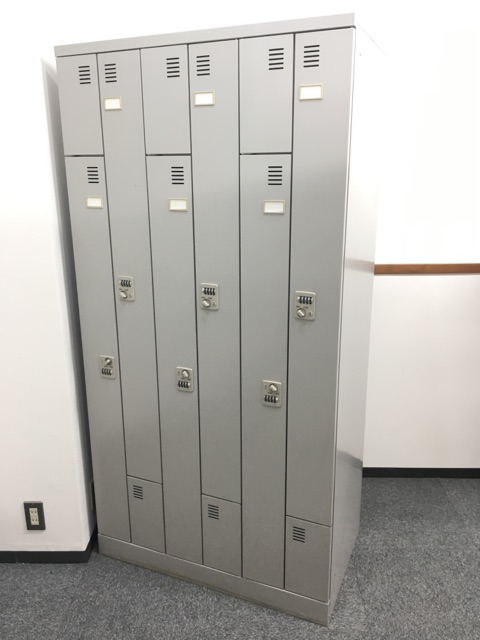 平山スチール工業製　6人用ダイヤルロッカー入荷しました。

                        
                                    中古
            