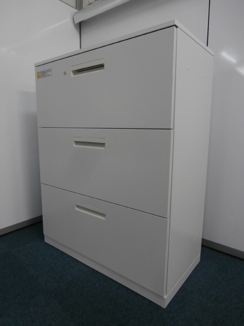 【２台限定入荷！！】天板付きホワイト色の３段ラテラル書庫！！
                        HS
                                    中古
            