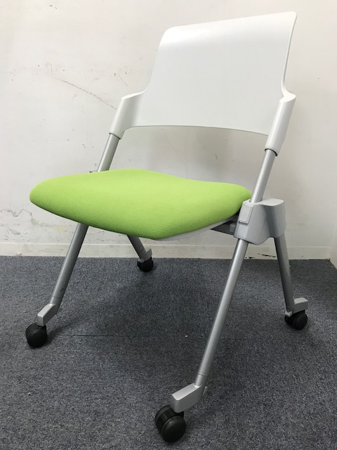 【8脚入荷】｜ネスティングチェア｜アンフィ｜商談スペースのチェアにおススメ！
                        アンフィ
                                    中古
            