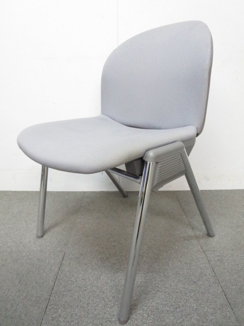 ■コクヨ製　スタッキングチェア　グレー　■イクスチェア【KOKUYO　IX】
                        イクスチェアー
                                    中古
            