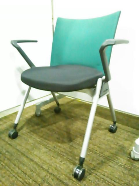 【関東倉庫在庫】肘付きゆったりスタッキングチェア入荷しました！【A00492663】
                        MX-340
                                    中古
            