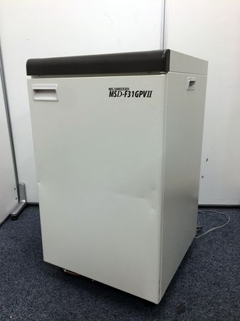 【訳有】凹みあり個人情報漏洩を防ぐ為の必需品のシュレッダー
                        MSD-F31GPVⅡ
                                    中古
            