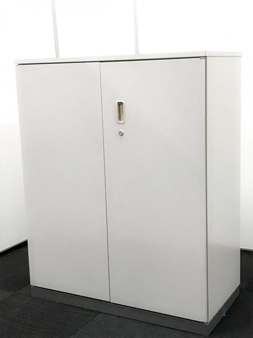 【在庫処分の為、オツトメ品】頑丈さに提供のある内田洋行製両開き書庫【Ａ４ファイルも3段分収納可能】 【G】
                        SU-Ⅱ
                                    中古
            