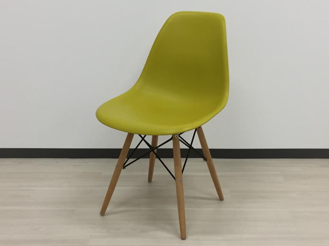 [11月1日つくば店オープン!]イームズシェルチェア ドゥエルレッグベース　イエロー　リプロダクト品
                        
                                    中古
            