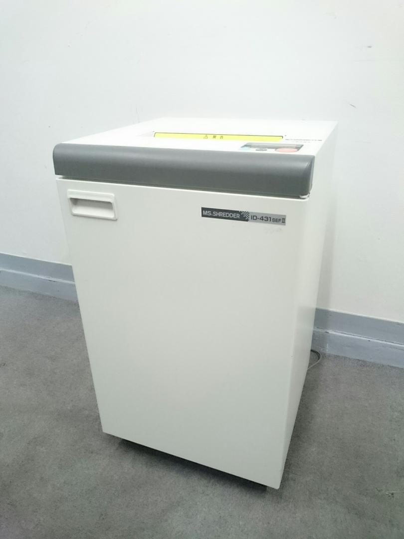 【KS】[状態良好]明光商会　スパイラルカット方式　同時裁断枚数約35枚
                        
                                    中古
            