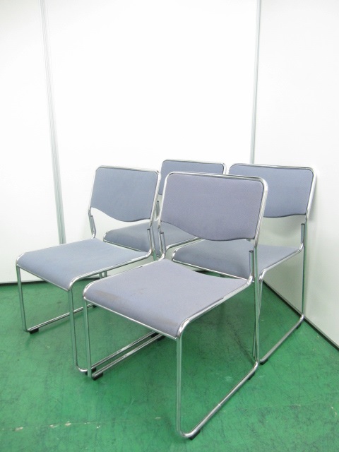 【4脚セット】スタッキングチェアのセット、お買い得です!!
                        その他シリーズ
                                    中古
            