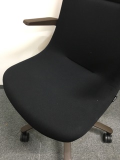 中古】モーブ KF-615GB-K1K1T1 イトーキ/ITOKI 肘付ローバック