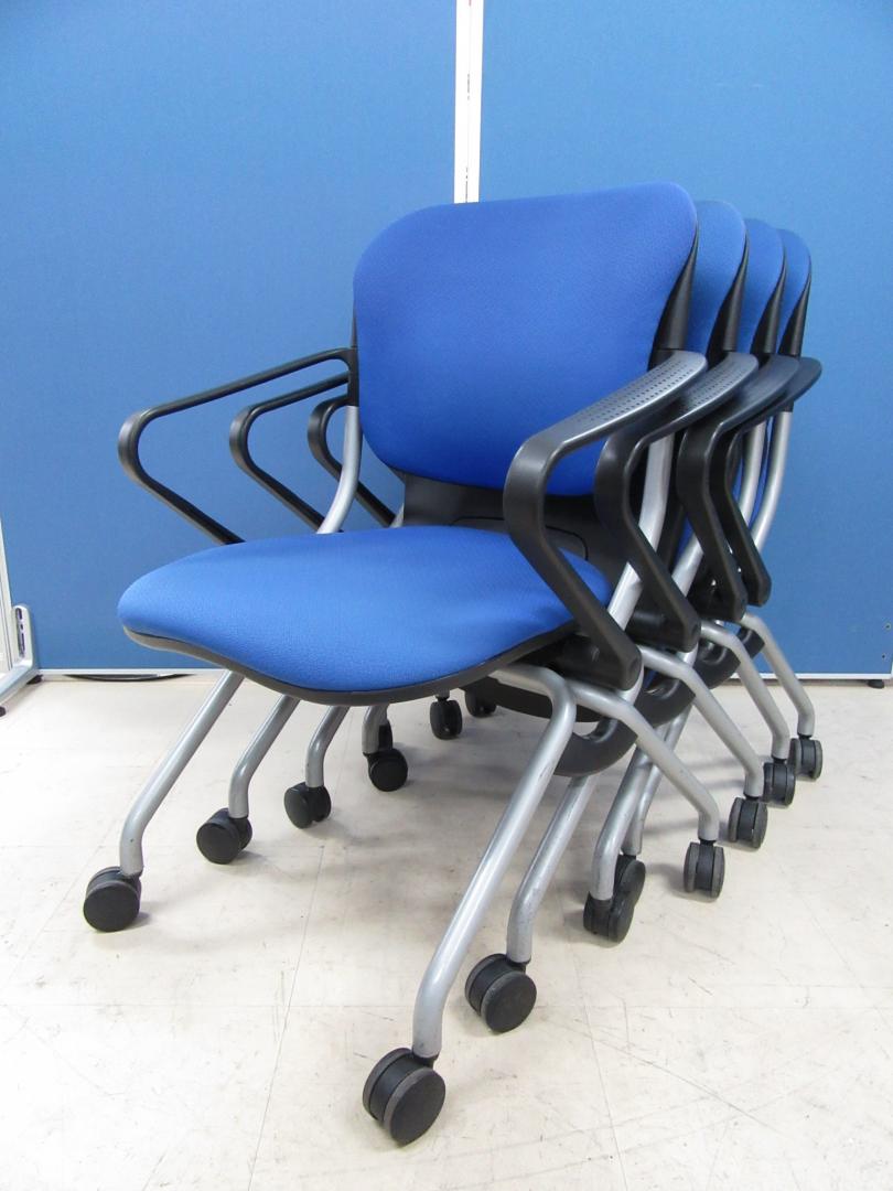 [単品購入￥22,000⇒セット購入￥20,000!!]岡村製作所(okamura) トーションライン(TORSION)4脚セット■長時間の使用にも耐えるクッション性が特長です!![肘付きタイプ][ネスタブル][グッドデザイン賞受賞]
                        トーションライン
                                    中古
            