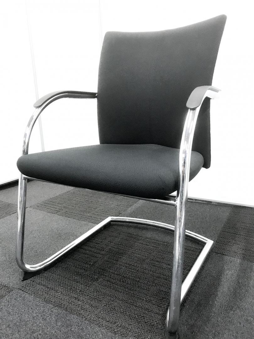 【しっかりとした座り心地】【重ねて収納◎】コクヨ製のおしゃれデザインチェア入荷致しました！
                        その他シリーズ
                                    中古
            