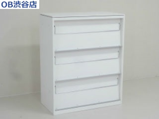 【地方倉庫在庫品】ネオホワイトがまぶしい！！オカムラ製の人気キャビネット！【雑誌架】【RA】【481】
                        レクトライン
                                    中古
            