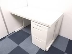 【きれいなホワイトカラー！】人気のホワイトカラーで揃えた平デスク+ワゴンセット！■今流行りのフリーアドレスデスクと同じ高さなのでちょっとした増設に！【中央区】【日本橋】【中古オフィス家具】【新宿店在庫】【205465】
                        スカエナ
                                    中古
            