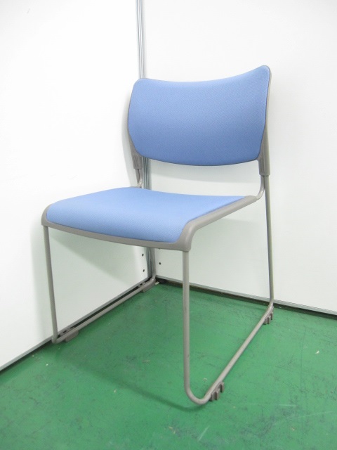 【9脚入荷!】ブルーのスタッキングチェアがロットで入荷!!
                        その他シリーズ
                                    中古
            