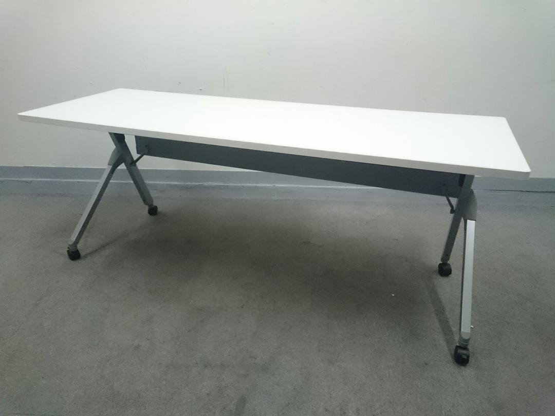 【KS】［状態良好］［4台入荷］サイドスタックテーブル　会議テーブル　岡村製作所　オカムラ　ホワイト
                        その他シリーズ
                                    中古
            