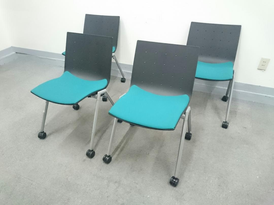 【4脚セットで￥2,000お得‼】内田洋行製(UCHIDA) ミーティングチェア スタッキング■使わないときは積み重ねて置いてスペース有効活用!![キャスター付き]
                        その他
                                    中古
            