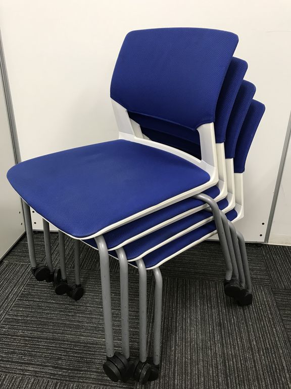 【セット商品!!】【コクヨ(KOKUYO)製スタッキングチェア】■ブルー■ホワイトシェル■どの場所でも素敵に馴染みます!!
                        その他シリーズ
                                    中古
            