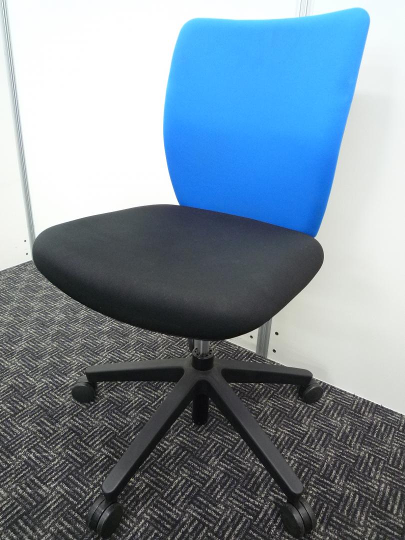 【関東倉庫内在庫品！】なんと500脚入荷！内田洋行製エポチェア！コストパフォーマンスに優れた定番チェア！機能、状態良好！【中古オフィス家具】	
                        エポ
                                    中古
            