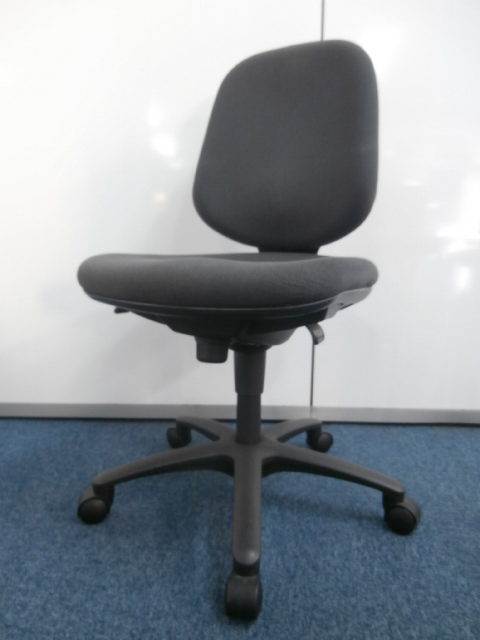 【１０脚限定入荷！！】グレーのOAチェアの入荷です！！
                        SX
                                    中古
            