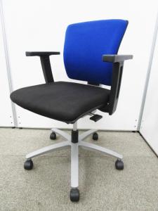 【倉庫在庫品】★細やかな調整機構により、あらゆる体型の人に快適な座り心地をもたらすワークチェア★イナバ製　 iNFINIA

                        iNFINIA
                                    中古
            