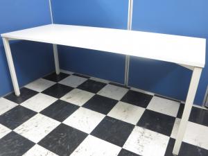 【倉庫在庫品】2017年製のホワイトテーブル入荷しました！会議・フリーアドレスデスクに接続など使い勝手はバツグンです！【中古オフィス家具】

                        ノティオ
                                    中古
            