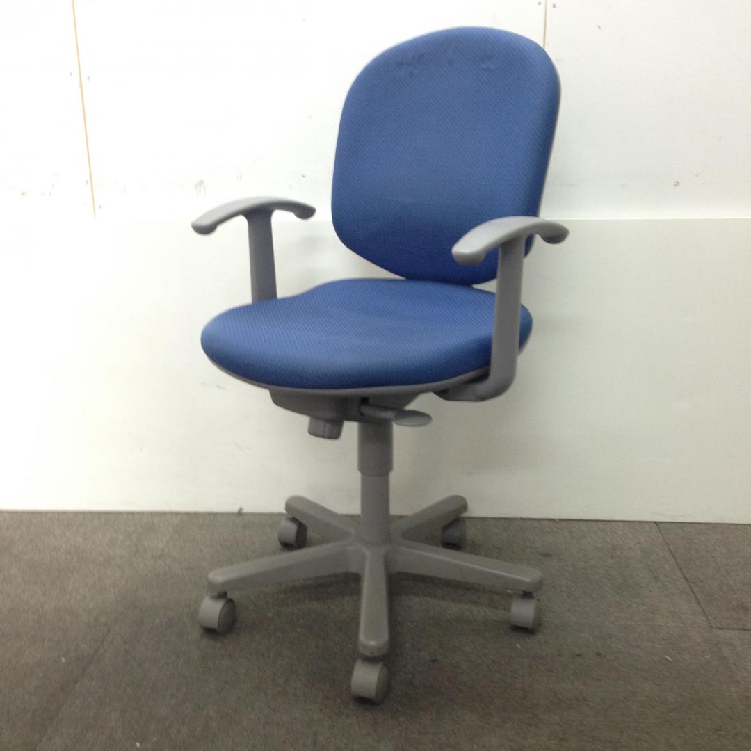 中古】KZチェア KZ-730BC-W4B3 イトーキ/ITOKI 肘付ローバック