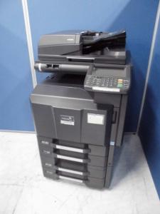 【倉庫在庫】ドラムが頑丈な京セラ製TASKalfa3050ci　カラーコピー出力スピード分速30枚【立川店】
                        TASKalfa
                                    中古
            