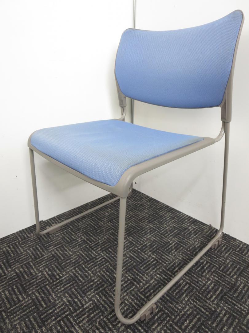 【スタッキングシリーズ大量入荷！】重ねて省スペース化！持ち運びも軽い！色合いも色々合いますどうでしょう！【中古オフィス家具】
                        その他シリーズ
                                    中古
            