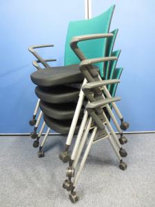 【倉庫内在庫品】お得な4脚セット！【ミーティングや会議室におすすめ！】内田洋行製｜重ねての収納可能！【おしゃれな2トーンカラー】【横浜店在庫品】
                        その他シリーズ
                                    中古
            