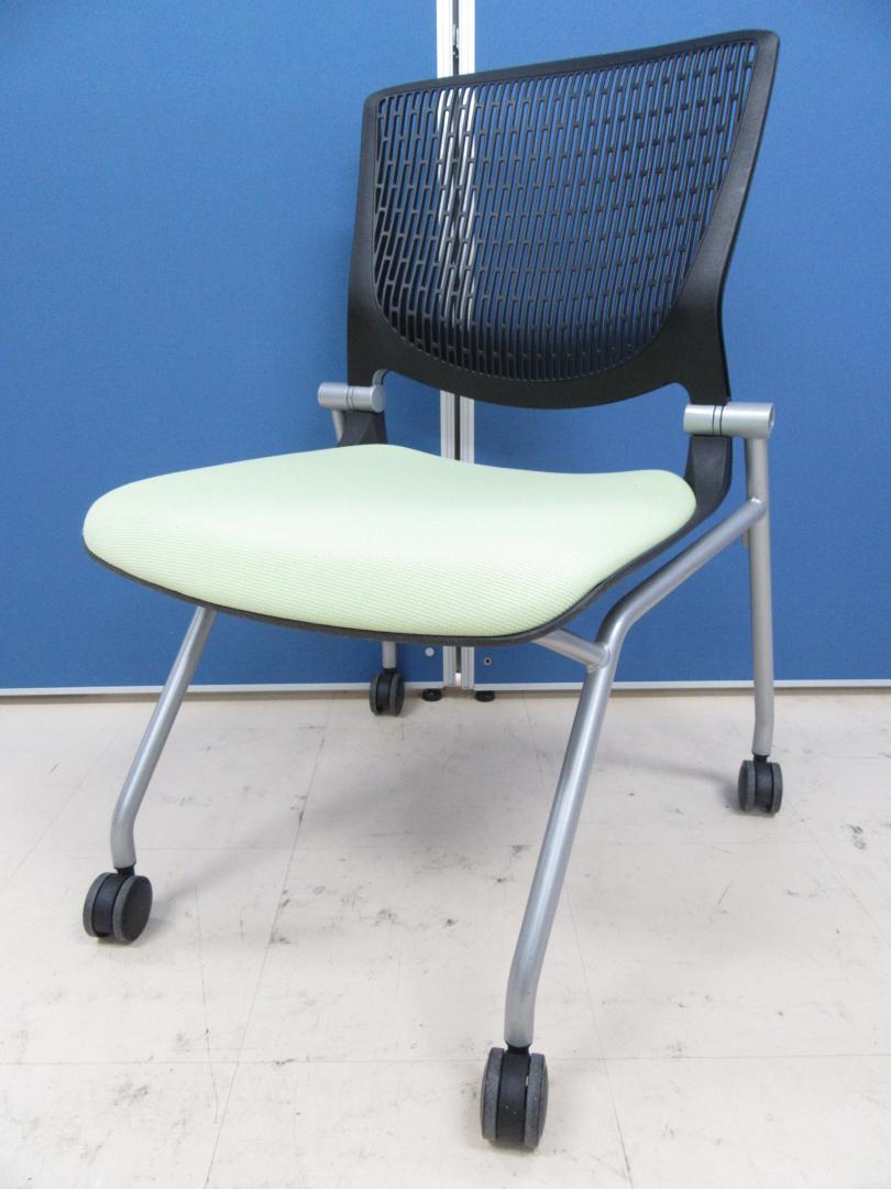 [残り1脚につき特別価格にて!!]岡村製作所(okamura) グラータチェア(Grata) ライトグリーン/ブラックーシェル■デザイン性・座り心地が良く大人気のミーティングチェアです!!※キャスターのゴムカバーが欠損しております。[ネスタブル] #人気チェア 
                        グラータ
                                    中古
            