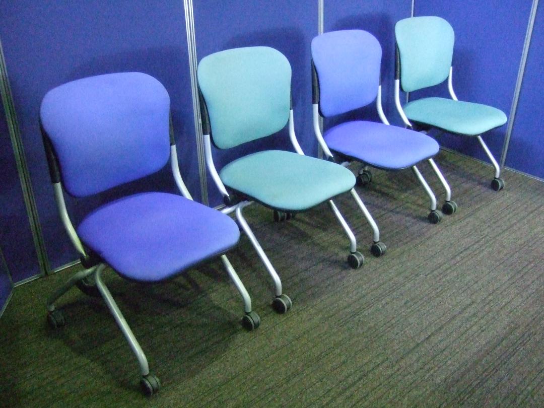 【関東倉庫在庫】【2色4脚セットでお買い得】岡村製作所　会議用チェア　ブルー、グリーンカラーを各色2脚ずつ!
                        トーションライン
                                    中古
            