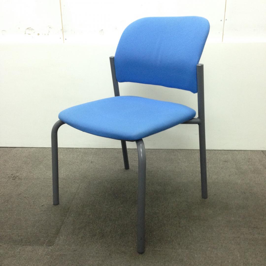 コクヨ製｜100シリーズ｜シンプルで座りやすいスタッキングチェア！
                        その他シリーズ
                                    中古
            