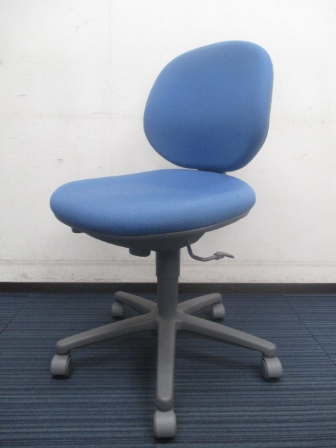 【倉庫在庫品】内田洋行製ジャストチェア■癖のない、シンプルなデザインと操作性209199
                        ジャスト
                                    中古
            