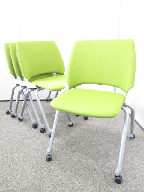 ★セットでお買い得！★優しい色味のミーティングチェア★緩やかにしなる背面が特徴 ★ウチダ製ネスティングチェア
                        FM-350
                                    中古
            