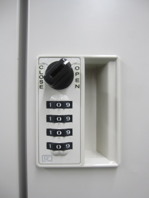 初中級者必見！HEAD フラットロッカー　138cm 初中級者必見！HEAD フラットロッカー 138cm スノーボード