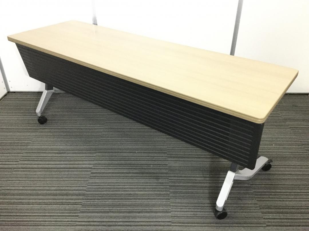 【定番商品】使い勝手バツグン！W1800サイドスタックテーブル入荷致しました！
                        その他シリーズ
                                    中古
            