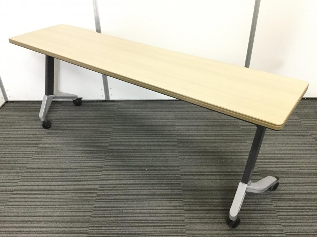 【定番商品】優しいナチュラル天板｜W1800　コクヨ製サイドスタックテーブル　※幕板無しタイプ
                        その他シリーズ
                                    中古
            