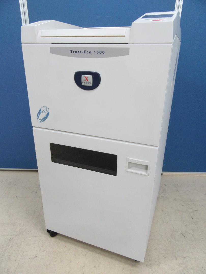[マイナンバー対策][ひきちぎり破砕方式]■富士ゼロックス（XEROX）製　業務用シュレッダー　Trust-Eco1500

                        Trust-Eco 1500
                                    中古
            